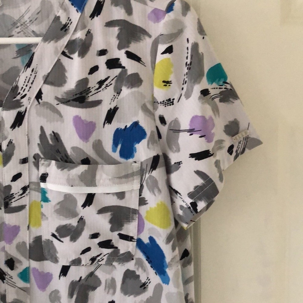 Elle Scrub Top - Picture 3 of 4